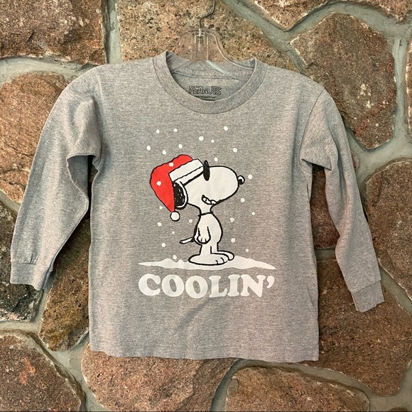 3 for $25: Unisex Snoopy long sleeved t shirt - Picture 1 of 4